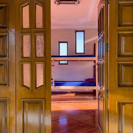 Mad Vervet Backpackers Hostel Аддис-Абеба Екстер'єр фото